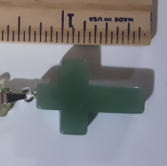 PERIDOT & AVENTURINE CROSS GEMSTONE NECKLACE - Picture 2 of 6